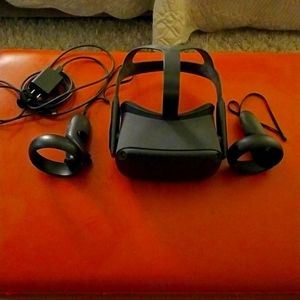 Oculus quest I VR headset